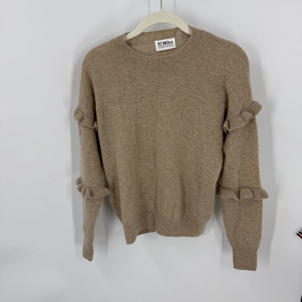 27 miles Josephine Ruffle Sweater in Biscuit
27 MILES MALIBU Tan Ruffle Sweater